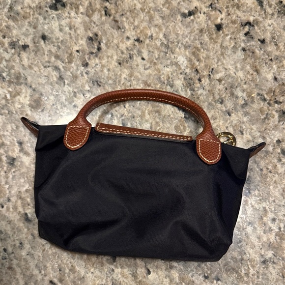Longchamp Le Pliage Bag - Picture 4 of 7